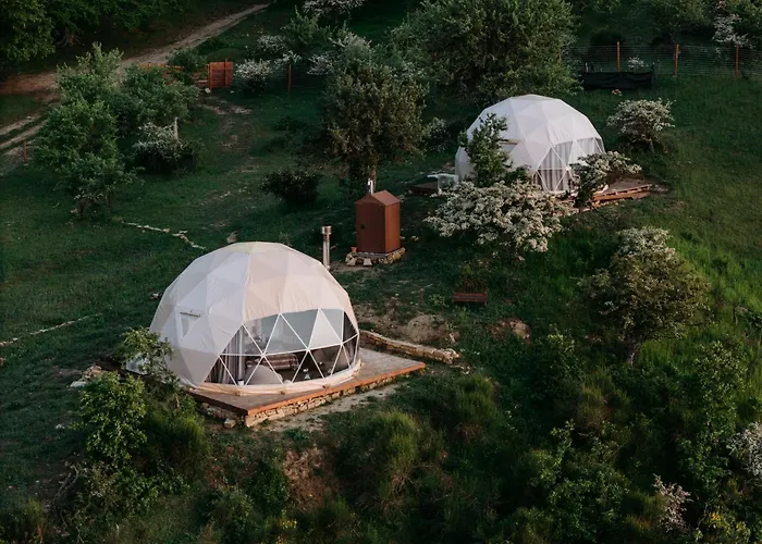 Aura - Glamping Experience