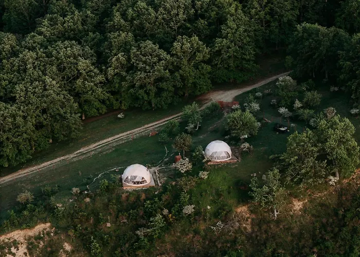 Aura - Glamping Experience